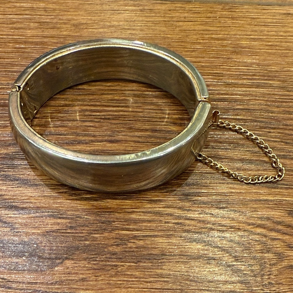 Clip Bangle Bracelet